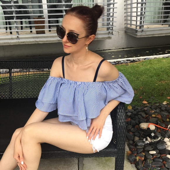 Crop Top - Picture 7 of 8